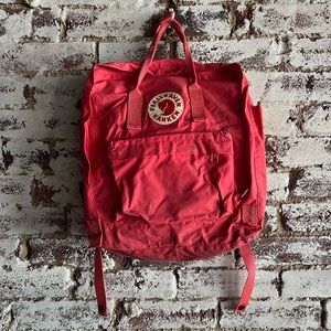 Fjallraven Kanken Backpack - Pink